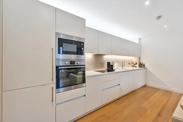 Photo 3 — 11 Ottley Drive, London