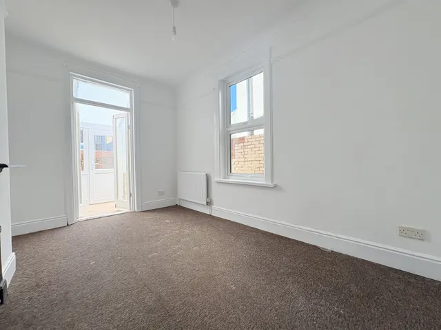 Photo 3 — Tredegar Road, Southsea, Portsmouth, PO4