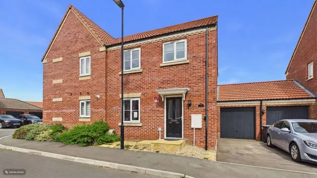 Ripon Close, Bourne, PE10, photo 1