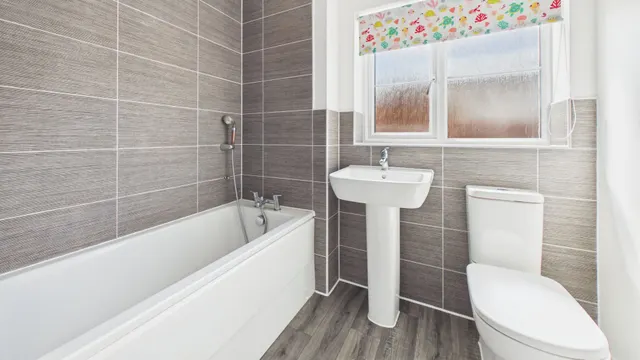 Photo 3 — Ripon Close, Bourne, PE10