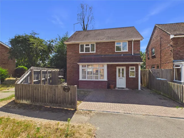 St. Andrews Place, Melton, IP12, photo 1