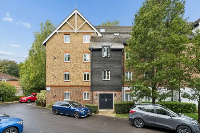 Wye Gardens, High Wycombe, HP12, photo 1