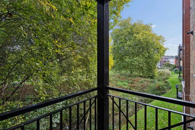 Wye Gardens, High Wycombe, HP12, photo 3