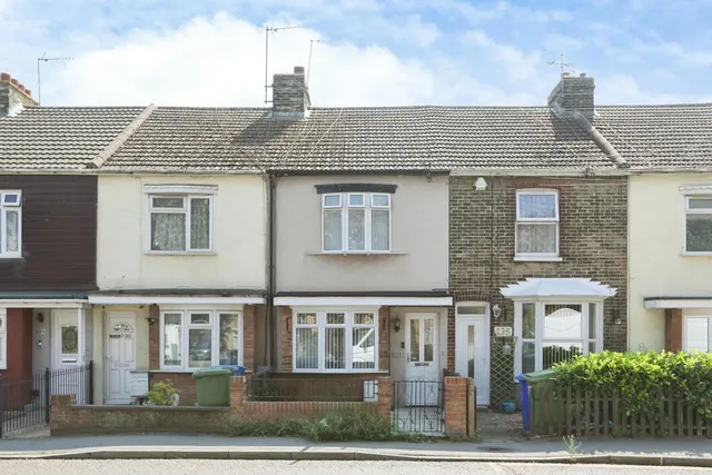Queenborough Road, Minster on Sea, ME12, photo 1