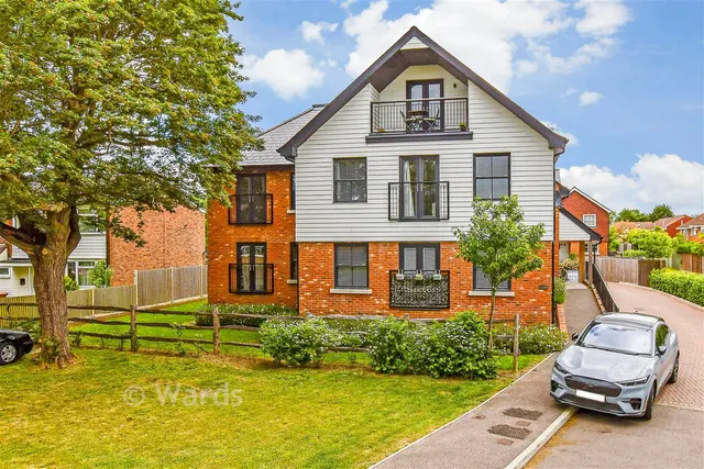 Church Road, Paddock Wood, TN12, photo 1