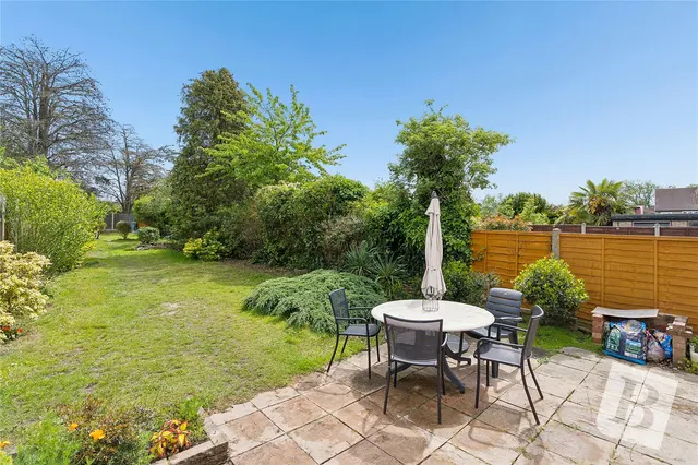 Edison Avenue, Hornchurch, RM12, photo 3