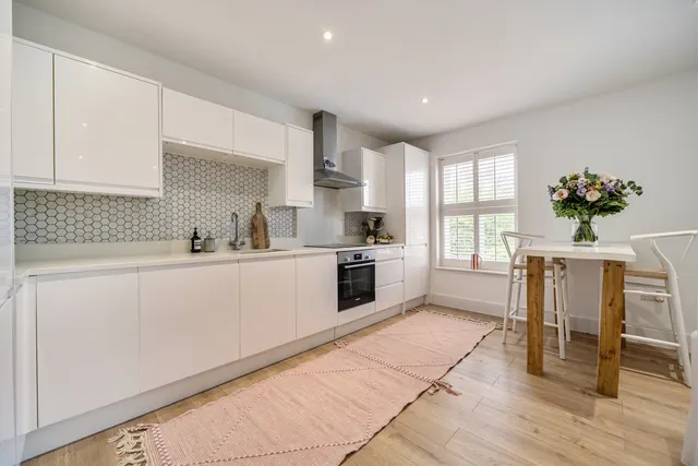 Brandram Road, SE13, photo 2