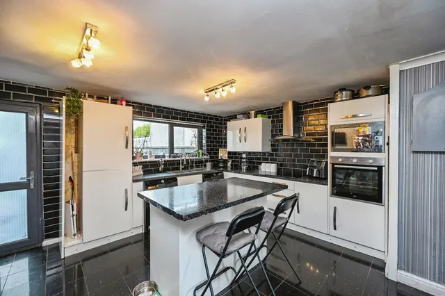 Elmridge, Skelmersdale, WN8, photo 3