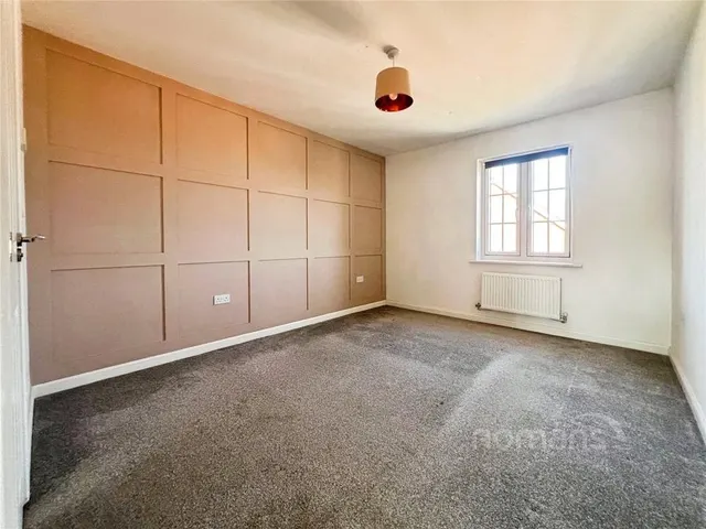 Charteris Close, Wellesley, GU11, photo 3