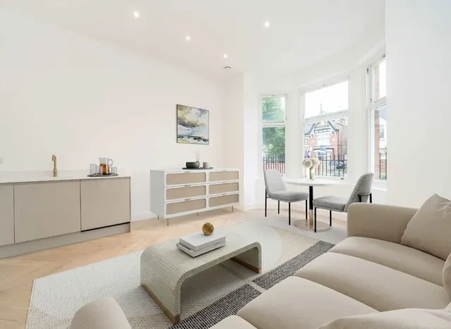 Photo 2 — Gordon Road, Ealing, W5