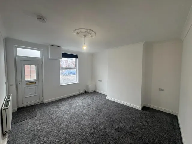 Rhyl Street, Featherstone, WF7, photo 3