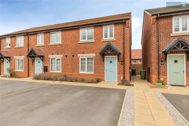 Thomas Aston Place, Henhull, CW5, photo 1
