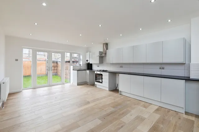 Sandyhill Road, Ilford, IG1, photo 2