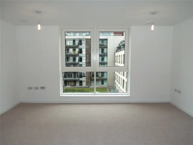Photo 3 — Davaar House, Ferry Court, Cardiff, CF11