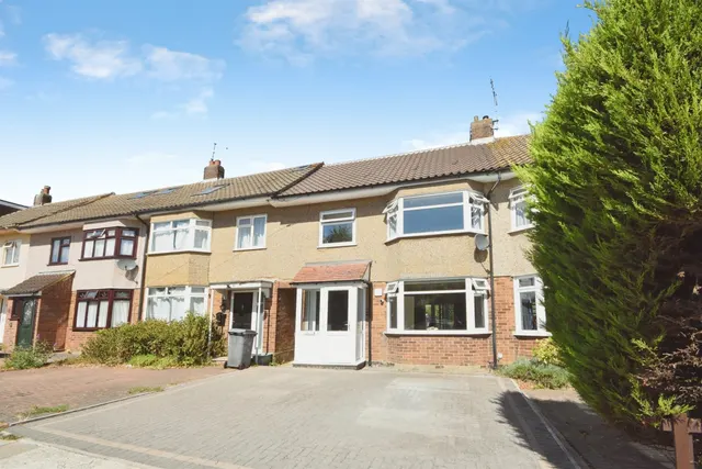 Lewis Drive, Moulsham Lodge, Chelmsford, photo 1