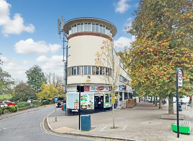 Rayners Lane, The Turret, HA2, photo 1