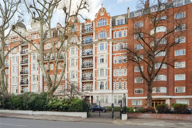 North Gate, Prince Albert Road, St John's Wood, London, NW8 7EJ, photo 1