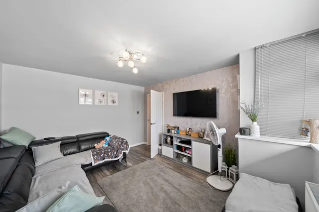 Photo 2 — Greenfields Crescent, Ashton-In-Makerfield, Wigan, WN4 8QY