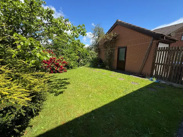 Ivy Grove, Off Rolleston Road, DE13, photo 2