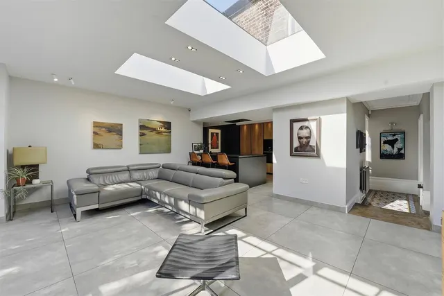Photo 2 — Bollin Grove, Prestbury