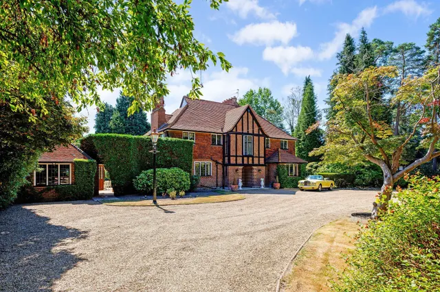 Photo 2 — Wellington Avenue, Virginia Water, GU25