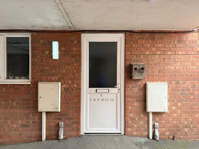 Photo 3 — Dudley Road, GRANTHAM