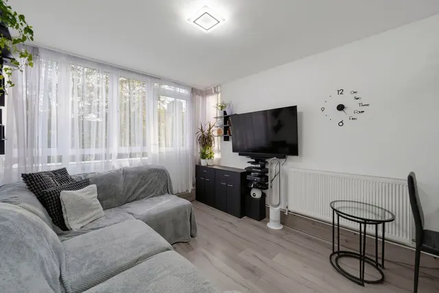 Baldry Gardens, Streatham, SW16, photo 3