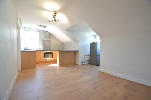 Oakfield Road, Croydon, CR0, photo 1