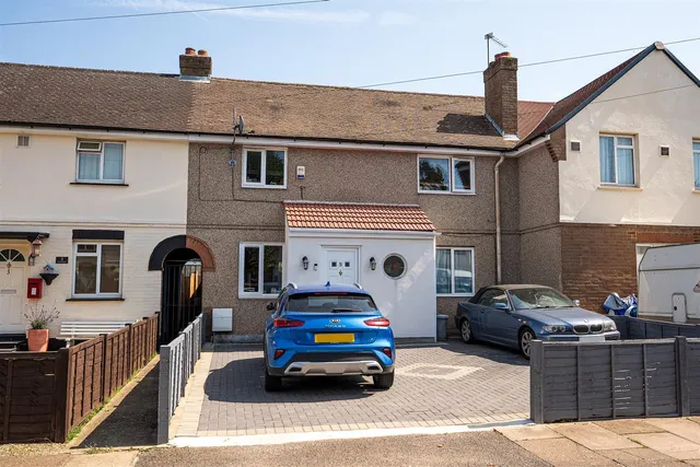 East Road, West Drayton, UB7, photo 2