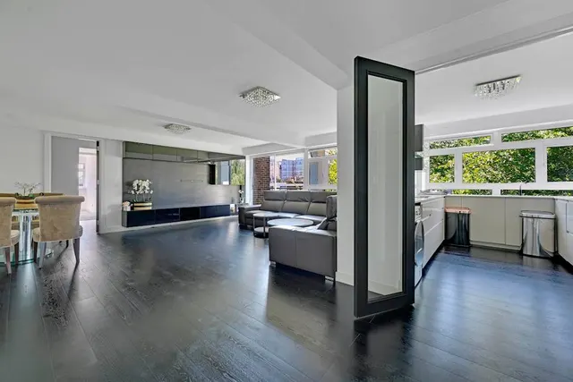 Strangways Terrace, London, W14, photo 3
