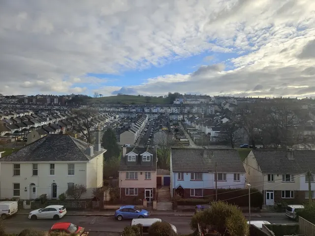 Photo 2 — Alexandra Road, Ford