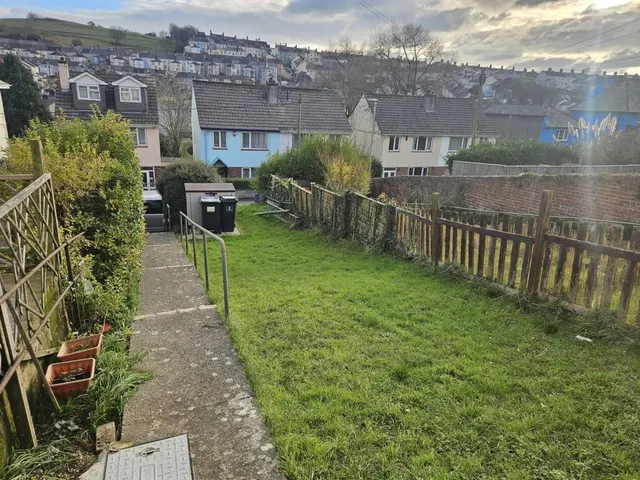 Photo 3 — Alexandra Road, Ford