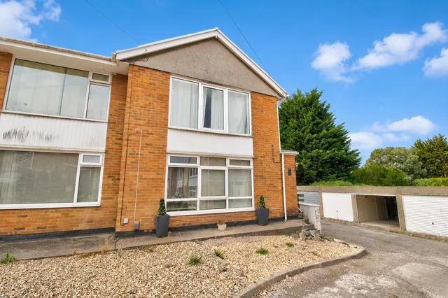 St. Brannocks Close, Barry, CF62, photo 1