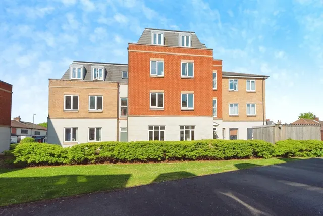 Forton Road, Gosport, PO12, photo 1