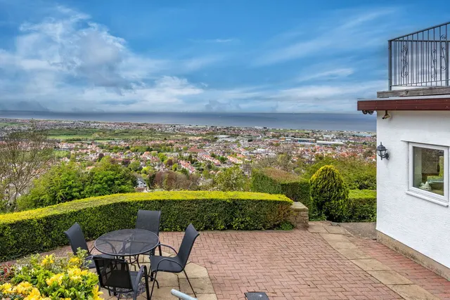 Photo 2 — Hillside, Hillside, Prestatyn, Denbighshire, LL19 9PW