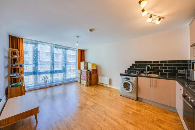 Woodgrange Road, London, E7, photo 1