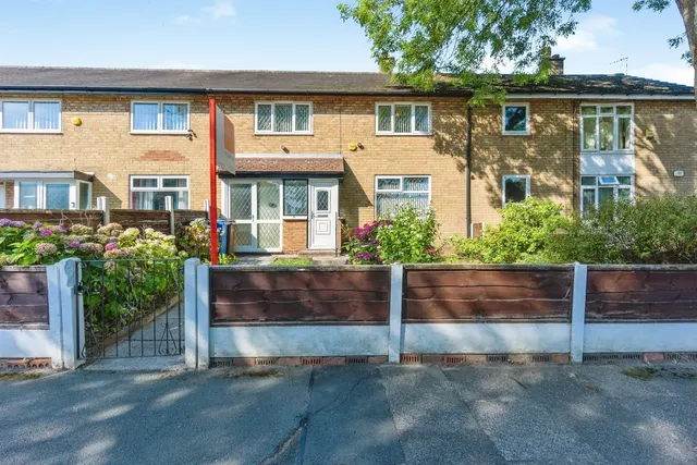 Photo 2 — Agecroft Road, Romiley, Stockport, Greater Manchester, SK6