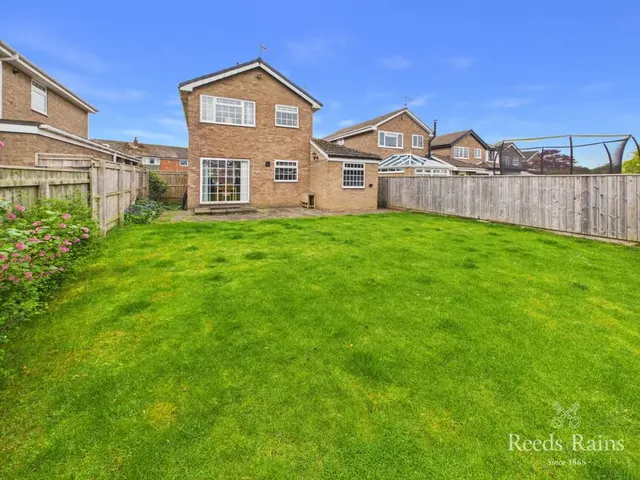 Photo 2 — Enfield Chase, Guisborough, North Yorkshire, TS14