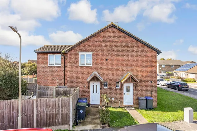 3 bedroom house, The Meadows, Herne Bay, CT6