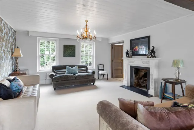 Woodlands Lane, Stoke D'Abernon, KT11, photo 3
