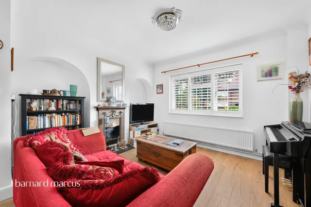 Dover House Road, London, SW15, photo 2