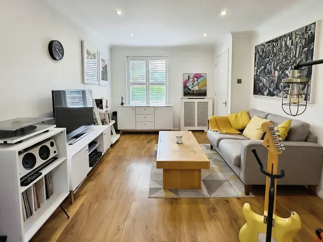Photo 2 — Phillips Close, Tongham, Surrey, GU10 1AW