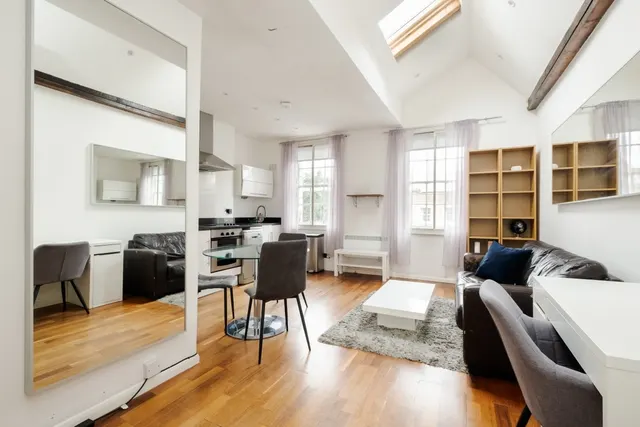 Canonbury Road London N1, photo 1