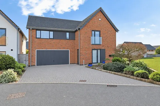 Fieldfare Way, Swaffham, PE37, photo 1