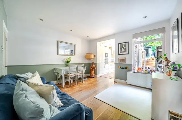 Rupert Road, Guildford, GU2, photo 3
