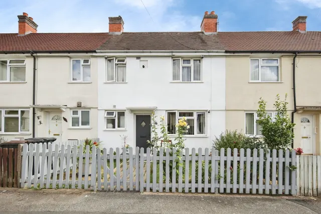 Barton Road, Nuneaton, Warwickshire, CV10, photo 1