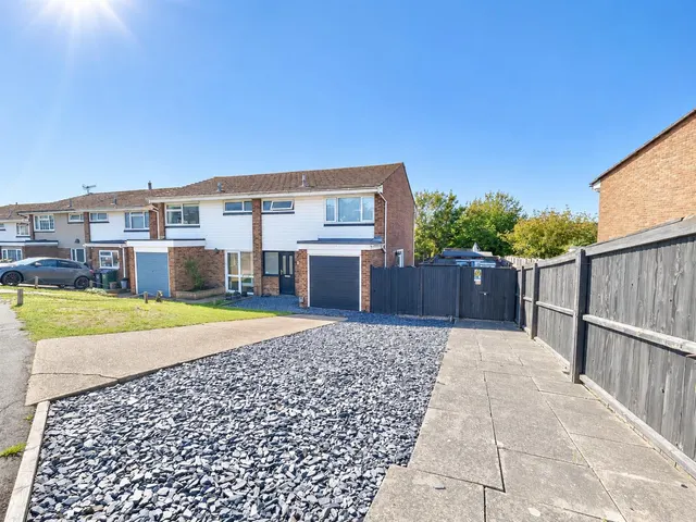 Heighton Crescent, Newhaven, photo 3
