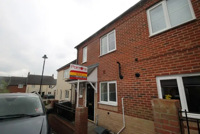 Whitebeam Way, Nuneaton, photo 1