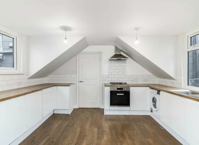 Photo 3 — Denbigh Road, West Ealing, W13