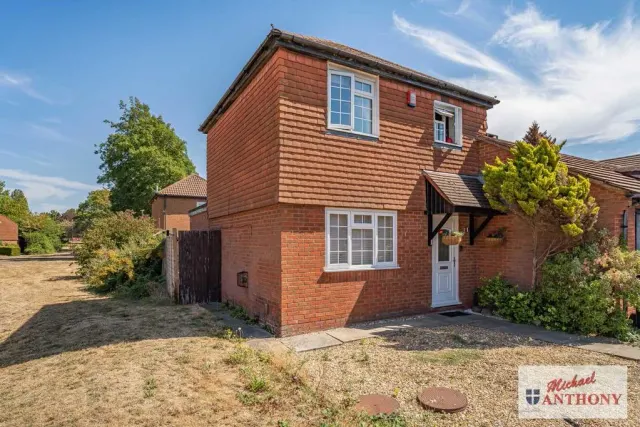 Kimbolton Court, Giffard Park, Milton Keynes, Buckinghamshire, MK14 5PS, photo 1